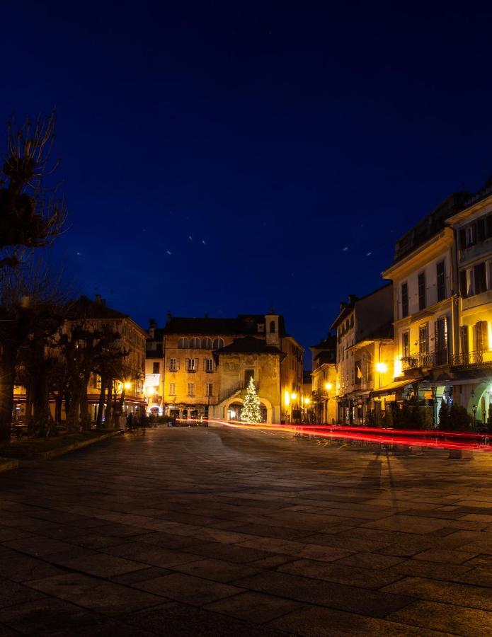 Hotel Le3stanze Borgomanero Esterno foto